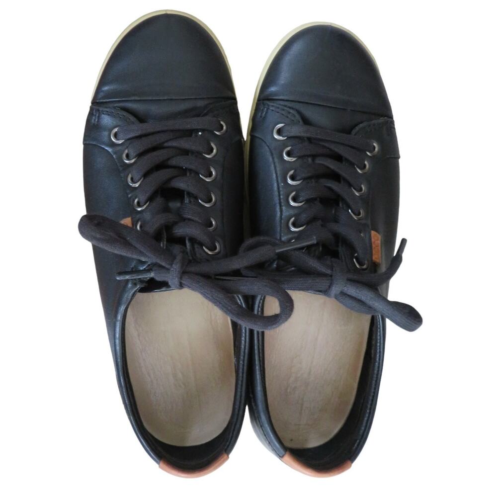 Ecco Black Leather Low-Top Sneakers with Tan Accents